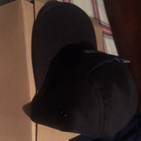 supreme hat - Picture 2 of 4